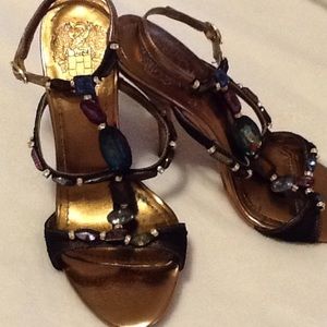 EUC Vince Camuto Heels